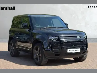 Used Land Rover Defender SE Dynamic 249 HP (183 kW) 2024 Metallic  santorini black SUV