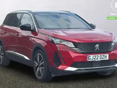 Used Peugeot 5008 Premium 131 HP (96 kW) 2022 Red SUV