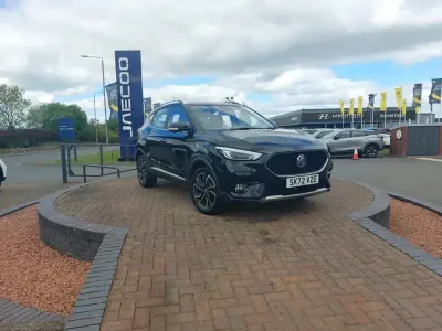 Usado MG ZS Exclusive 106 CV (77 kW) 2022 Negro SUV