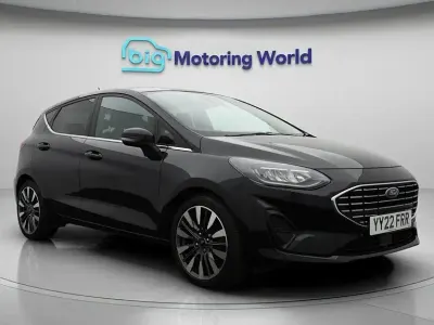Gebraucht Ford Fiesta Titanium 125 PS (91 kW) 2022 Schwarz Kleinwagen