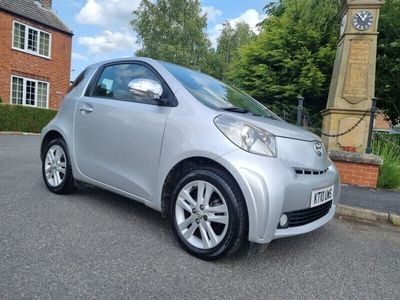 Toyota iQ