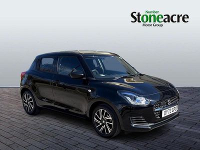 Begagnad Suzuki Swift SZ-L 83 HK (61 kW) 2023 Svart Halvkombi