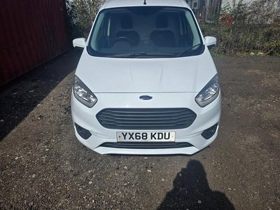 Used Ford Transit Limited 100 HP (73 kW) 2018 White Van