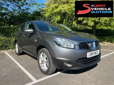Używany Nissan Qashqai Acenta 110 KM (80 kW) 2014 Szary SUV