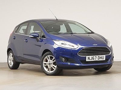 Usado Ford Fiesta Zetec 82 HP (60 kW) 2017 Azul Citadino