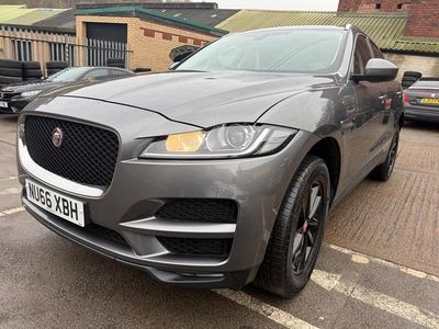 Second-hand Jaguar F-Pace Prestige 2016 Gri SUV