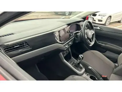 Used VW Polo Life 95 HP (69 kW) 2022 Red Hatchback