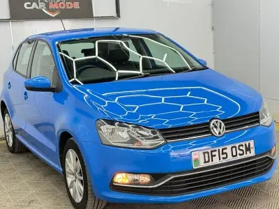 Begagnad VW Polo SE 90 HK (66 kW) 2015 Halvkombi