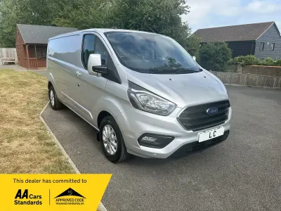 Used Ford Transit Custom Limited 130 HP (95 kW) 2023 Silver Van