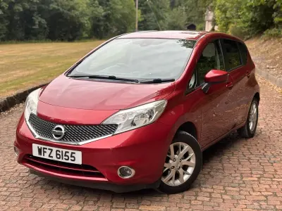 Begagnad Nissan Note Acenta Premium 80 HK (58 kW) 2015 Röd Minibuss