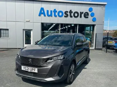 Used Peugeot 5008 Allure Premium 131 HP (96 kW) 2022 SUV