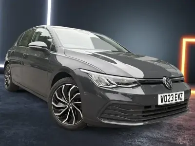 Used VW Golf VIII Life 131 HP (96 kW) 2023 Hatchback