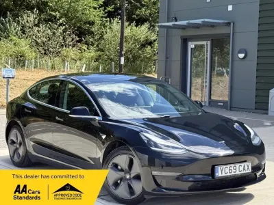 Used Tesla Model 3 Standard Range 239 kW (325 HP) 2019 Black Sedan
