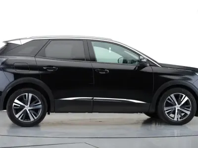 Used Peugeot 3008 Allure 131 HP (96 kW) 2023 Black SUV