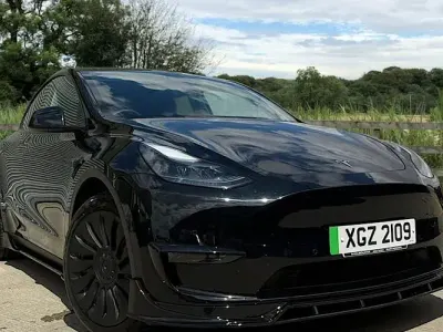 Used Tesla Model Y Long Range AWD 286 kW (389 HP) 2025 SUV