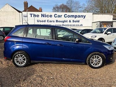Used Ford Grand C-Max Zetec 120 HP (88 kW) 2016 Blue MPV