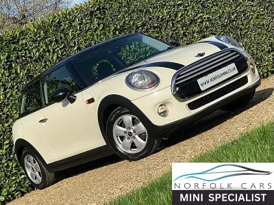 Used Mini Cooper Hatch 136 HP (100 kW) 2014 White Hatchback