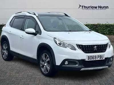 Used Peugeot 2008 Allure Premium 110 HP (80 kW) 2019 White SUV