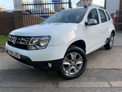 used Dacia Duster 1.2 TCe Laureate Euro 6 (s/s) 5dr