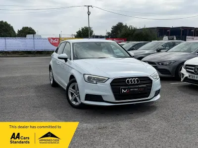 Used Audi A3 Sportback 150 HP (110 kW) 2019 White Hatchback