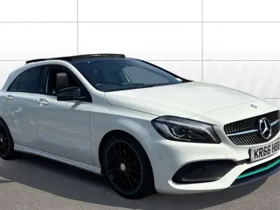 Usado Mercedes A220 Premium 177 HP (130 kW) 2016 Citadino