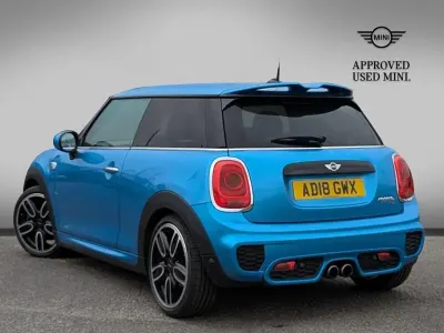 Usado Mini Cooper S Hatch 189 HP (139 kW) 2018 Azul Citadino