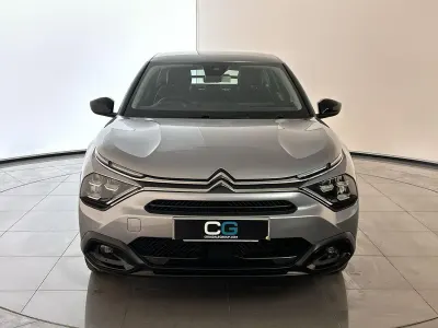 Begagnad Citroën C4 PureTech 127 HK (93 kW) 2023 Grå SUV