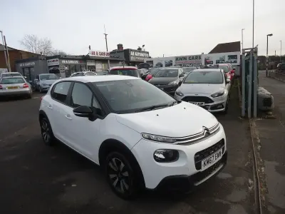 Used Citroën C3 Feel 110 HP (80 kW) 2017 White Hatchback