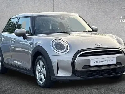 Used Mini Cooper Classic 134 HP (98 kW) 2023 Silver Hatchback