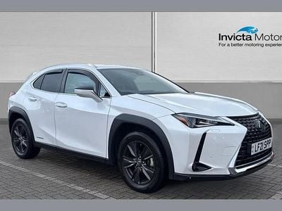 Used Lexus UX 250h 180 HP (132 kW) 2021 White SUV