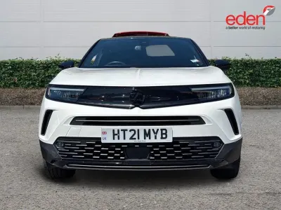 Used Vauxhall Mokka SRi 131 HP (96 kW) 2021 White SUV