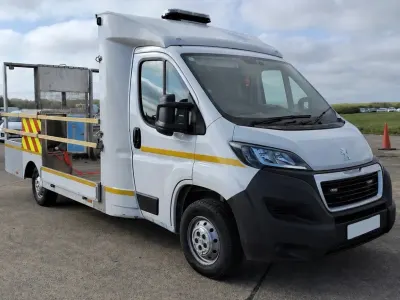 Second-hand Peugeot Boxer 2023 Alb Van