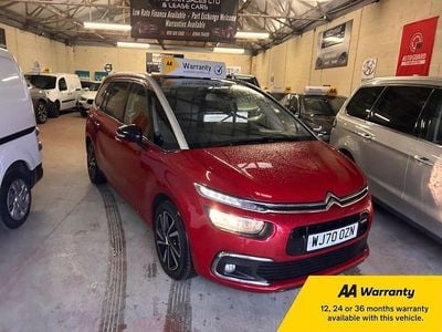 Used Citroën Grand C4 Picasso PureTech 130 HP (95 kW) 2021 Red MPV