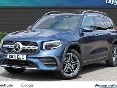 Mercedes GLB220