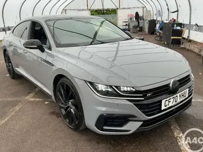 Usado VW Arteon R-line Edition 190 HP (139 kW) 2020 Coupé