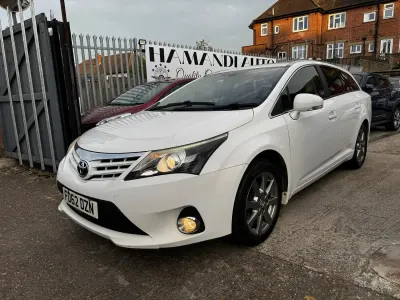 Usado Toyota Avensis T4 2012 Branco Carrinha