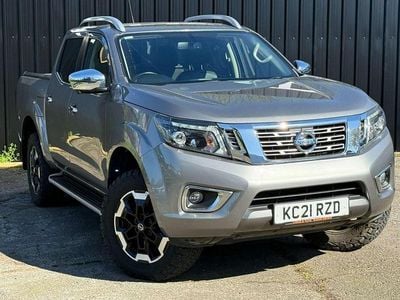 Used Nissan Navara Tekna 190 HP (139 kW) 2021 Grey Pickup