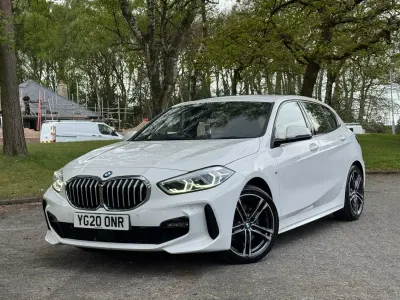 Używany BMW 118 M Sport 140 KM (102 kW) 2020 Biały Hatchback