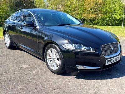 Begagnad Jaguar XF Luxury 2012 Svart Sedan