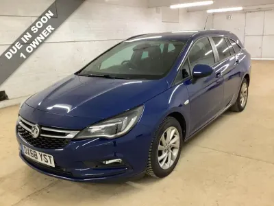 Used Vauxhall Astra S 105 HP (77 kW) 2018 Blue Estate