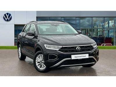Used VW T-Roc Life 150 HP (110 kW) 2023 Deep black pearl SUV