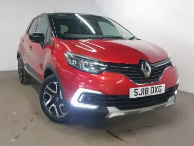 Begagnad Renault Captur Dynamique 90 HK (66 kW) 2018 Röd SUV