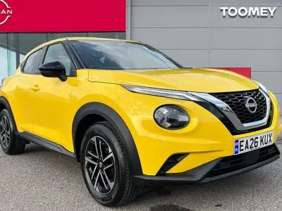 Used Nissan Juke N-Connecta 114 HP (83 kW) 2026 Yellow SUV