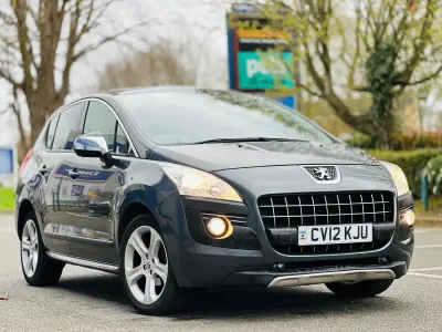 Käytetty Peugeot 3008 Allure 2012 Harmaa Farmari