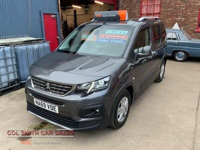 Used Peugeot Rifter Allure 100 HP (73 kW) 2019 Grey MPV