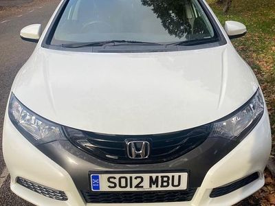 White Used 2012 Honda Civic SE Hatchback | £3,399 (A bit pricey)