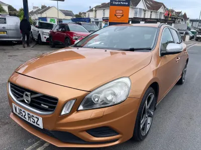 Used Volvo V60 R-Design 115 HP (84 kW) 2012 Bronze Estate