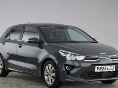 Begagnad Kia Rio 120 HK (88 kW) 2022 Halvkombi