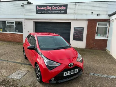 Used Toyota Aygo Trend 72 HP (52 kW) 2019 Red Hatchback