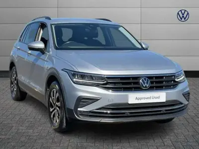 Used VW Tiguan Active 150 HP (110 kW) 2022 Silver SUV